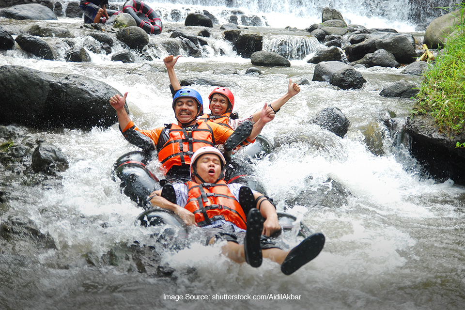 River Tubing Kenyang